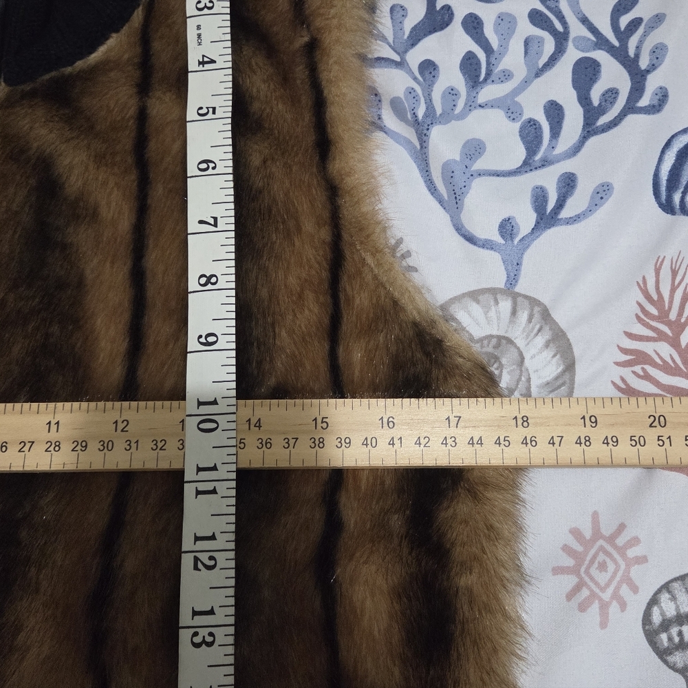 i Doll Brown Faux Fur Vest with Black Trim Sz Large - Picture 8 of 10